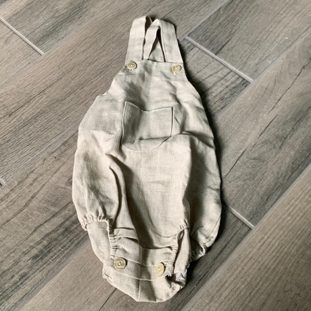 Moka overall onsie